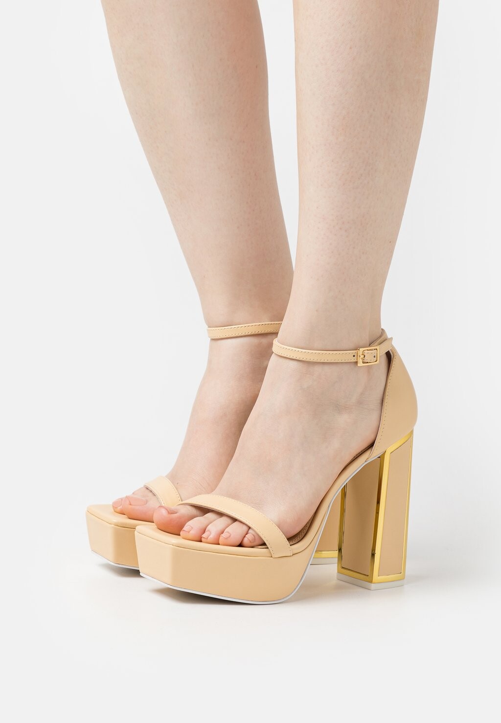 

Босоножки на платформе Missy Kat Maconie, цвет vanilla