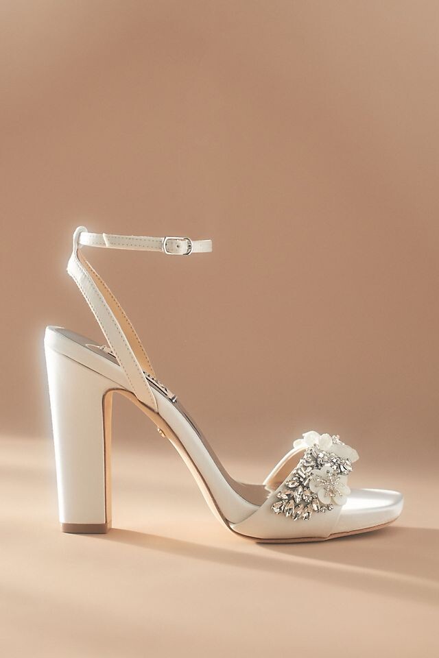 

Туфли Badgley Mischka Alexa Heels, белый