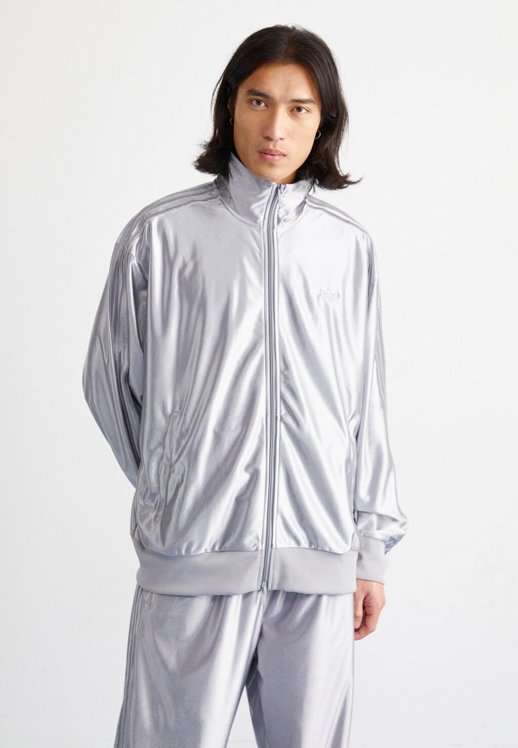 Спортивная куртка Fash Unisex adidas Originals, цвет light onix