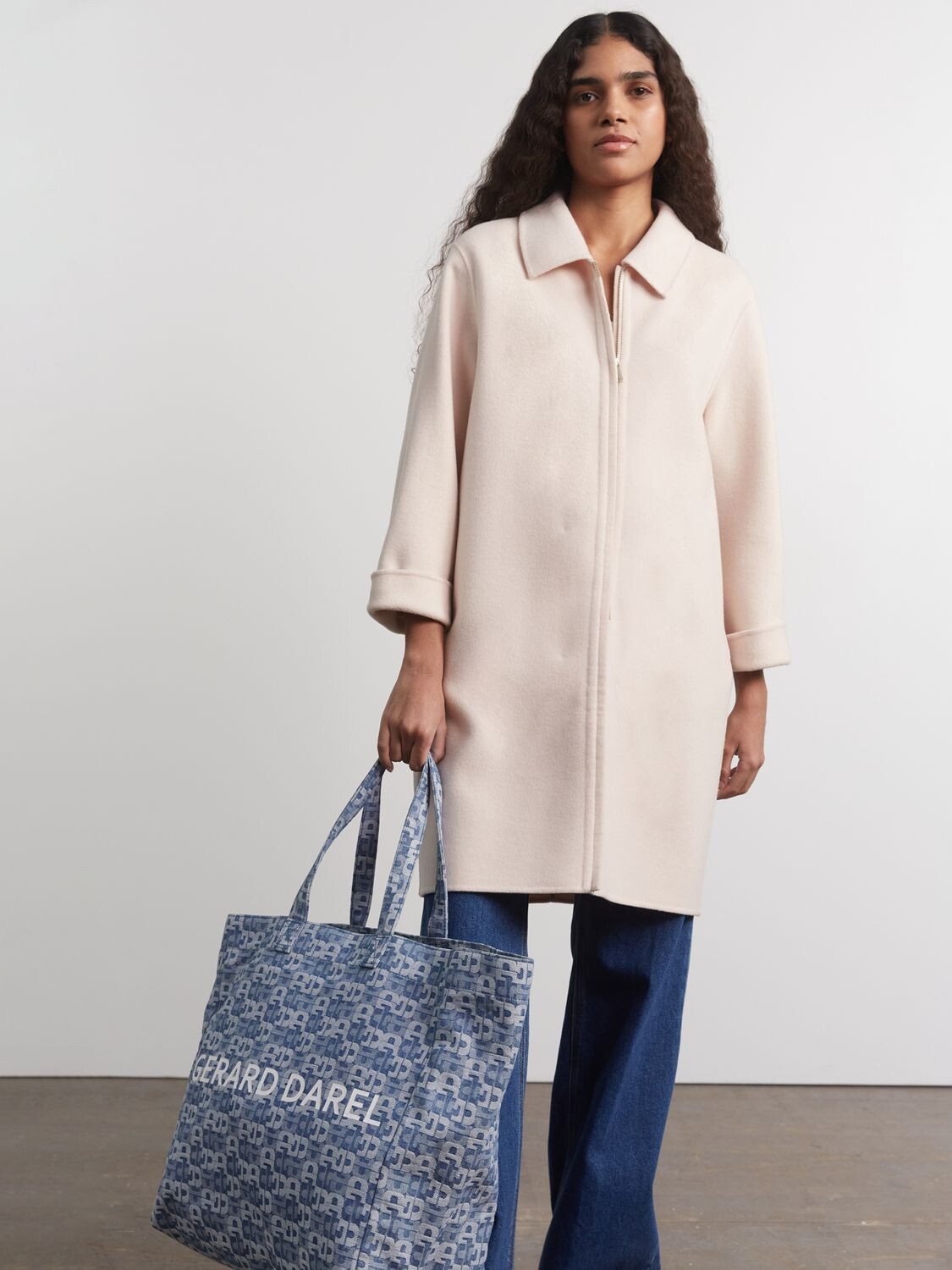

Gerard Darel Sabelle Шерстяное пальто на молнии, экрю