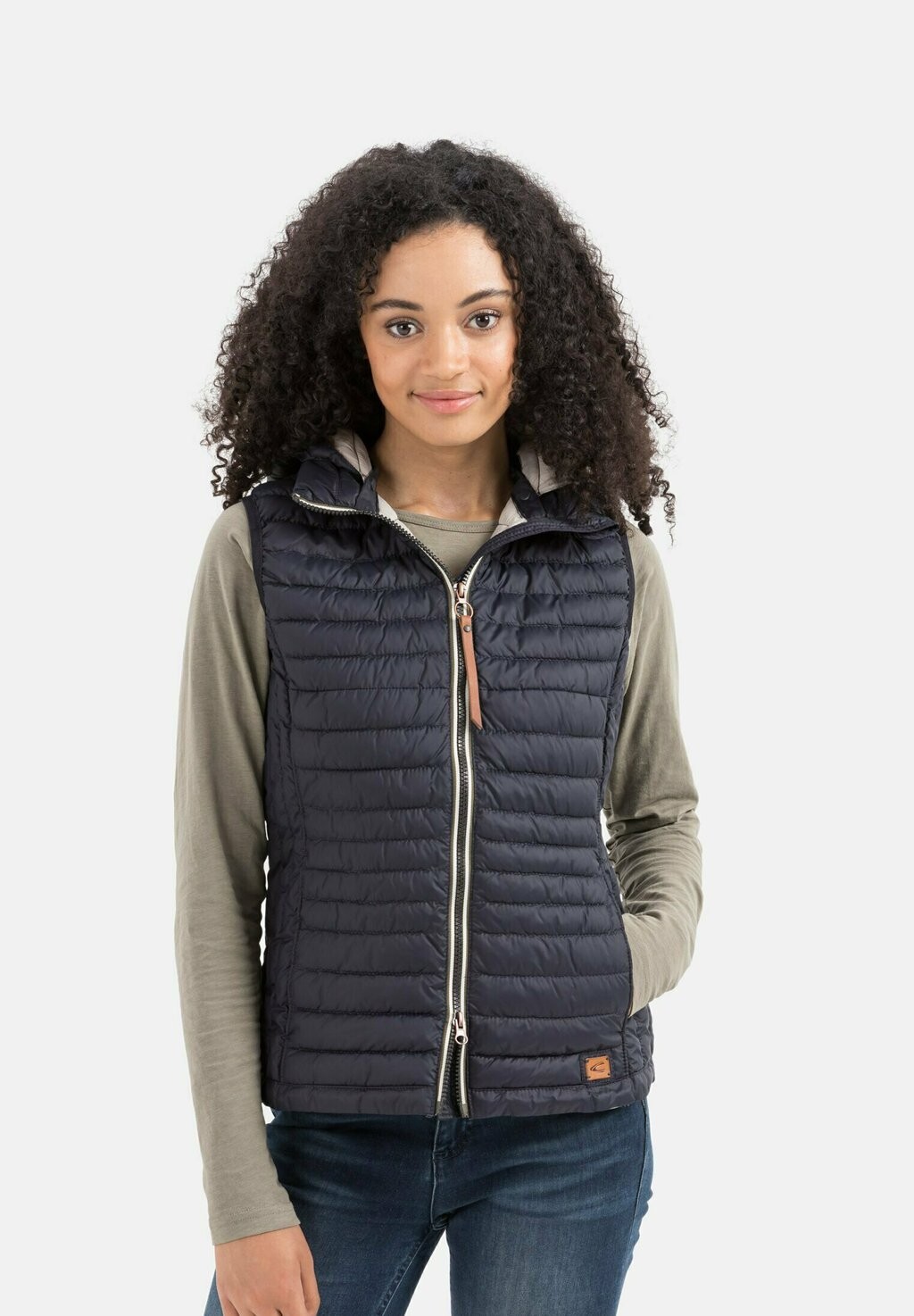 

Жилет camel active
