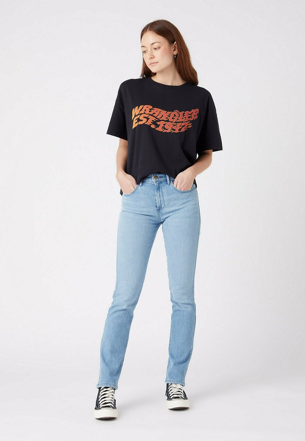 

Джинсы облегающего кроя Wrangler