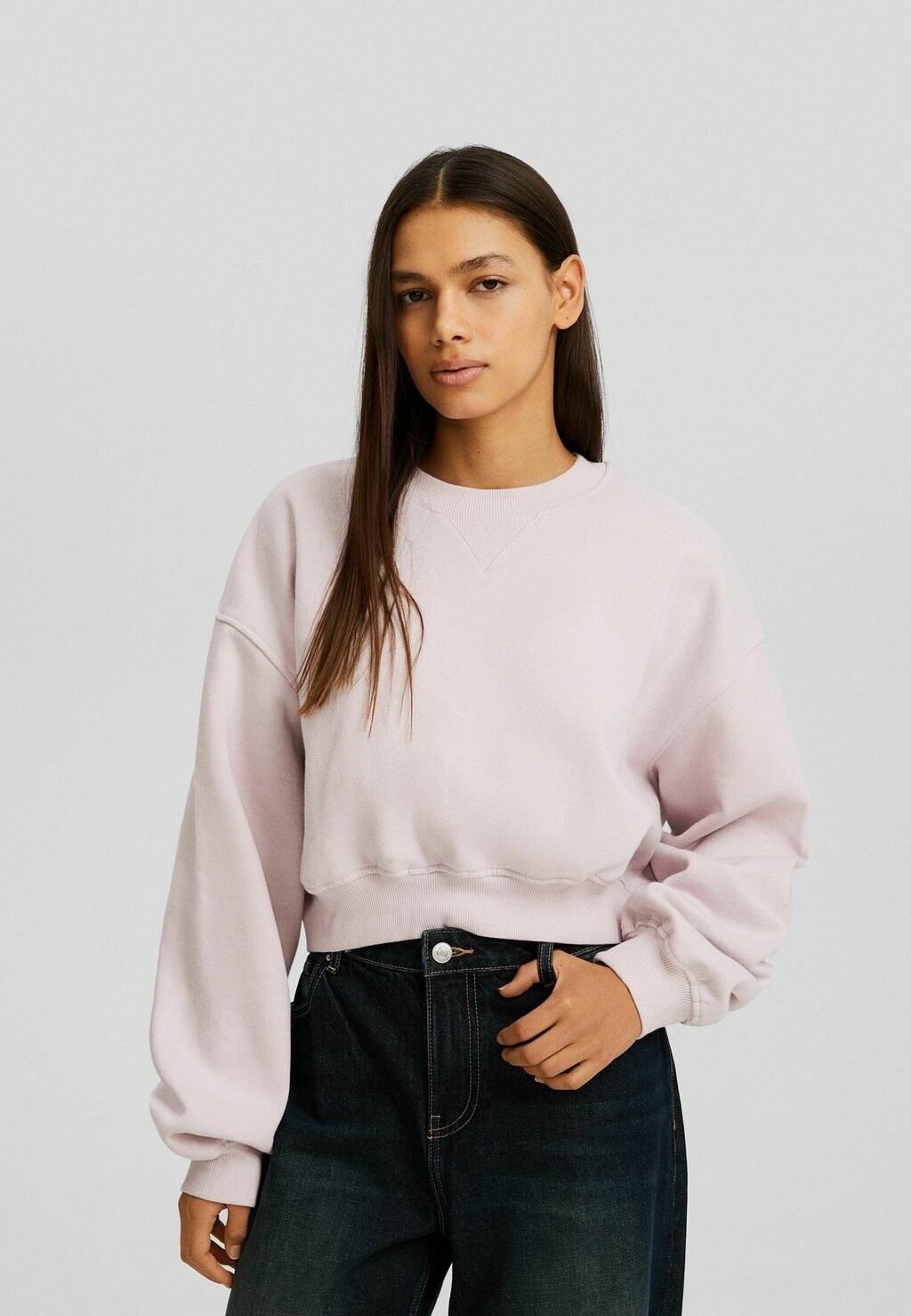 Толстовка CROPPED Bershka, цвет purple