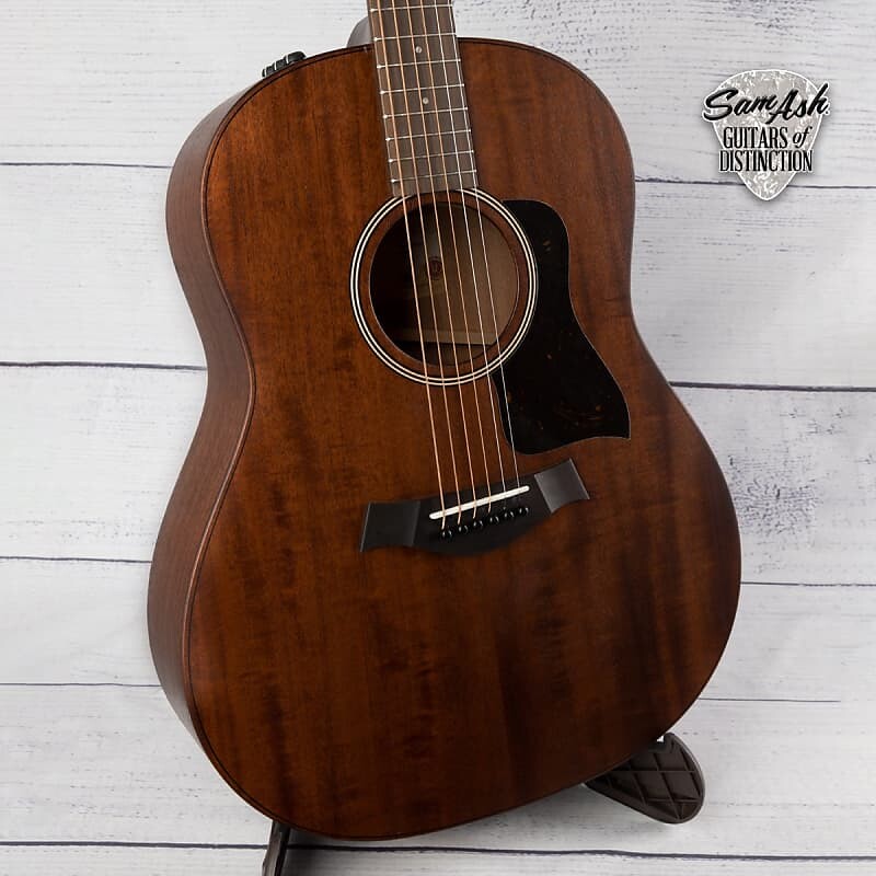 

Акустическая гитара Taylor AMERICAN DREAM AD27E ACOUSTIC-ELECTRIC GUITAR