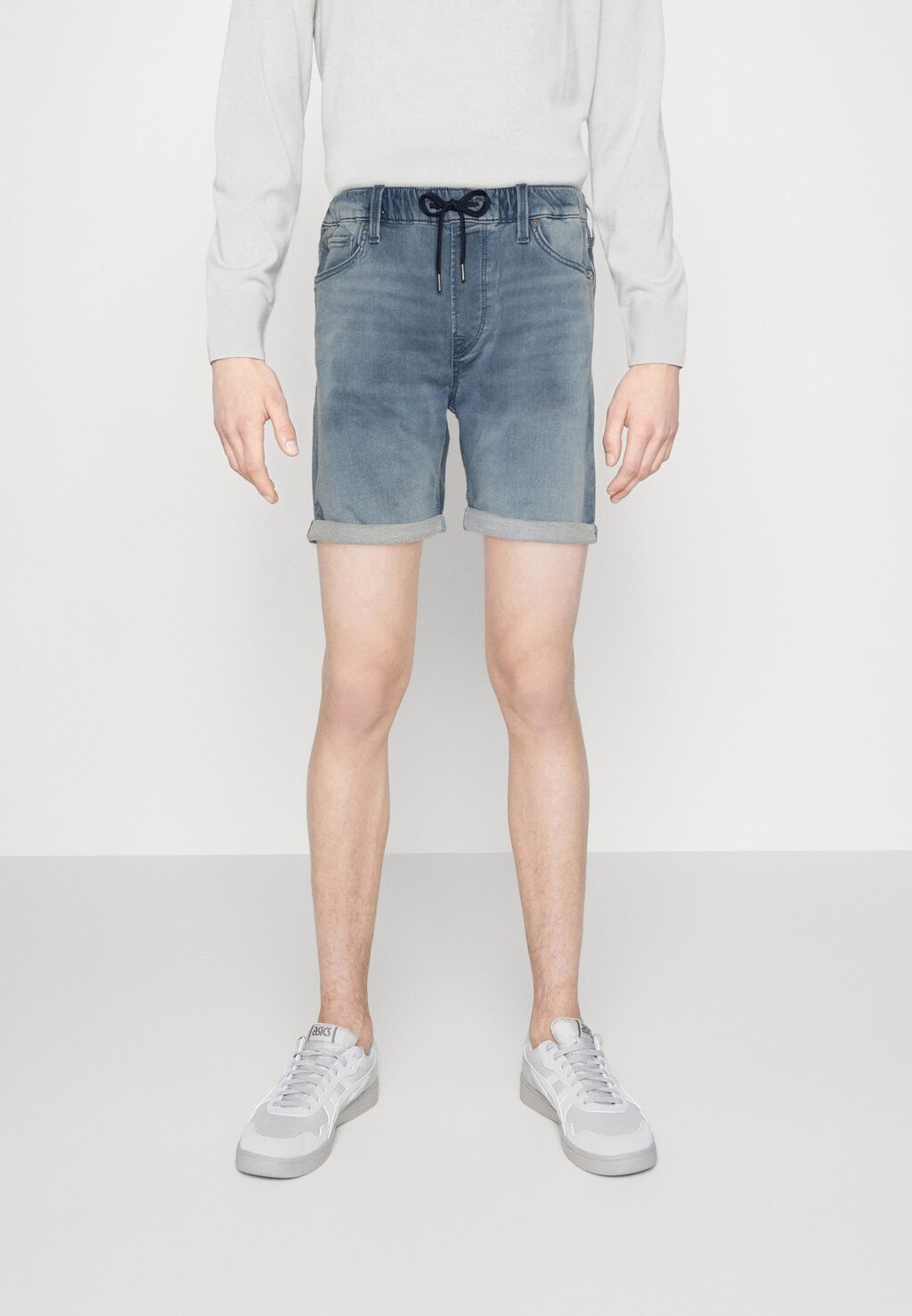 

Джинсовые шорты Jack & Jones