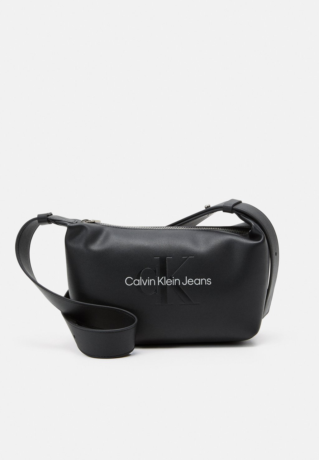 Сумка Calvin Klein Jeans СУМКА SCULPTED, цвет black/metallic