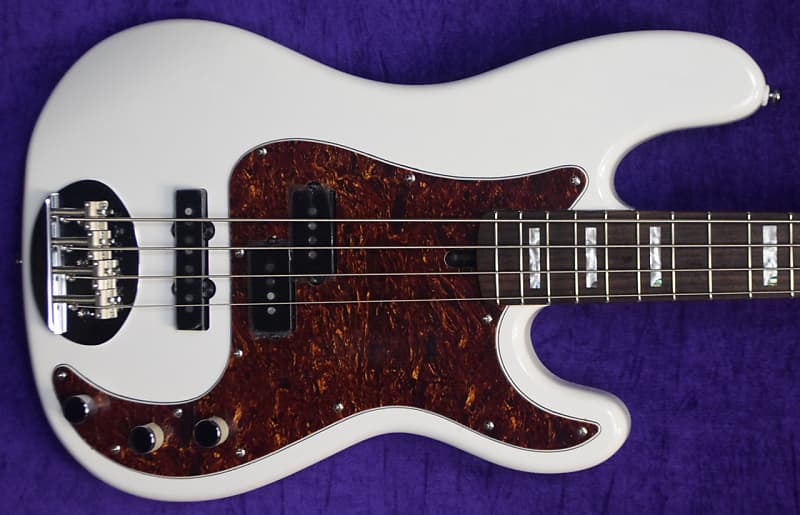 Басс гитара Lakland Skyline 44-64 Custom, Pearl White / Rosewood