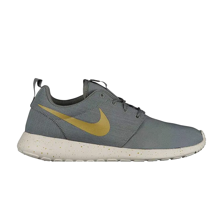

Кроссовки Nike Roshe One SE 'River Rock', серый