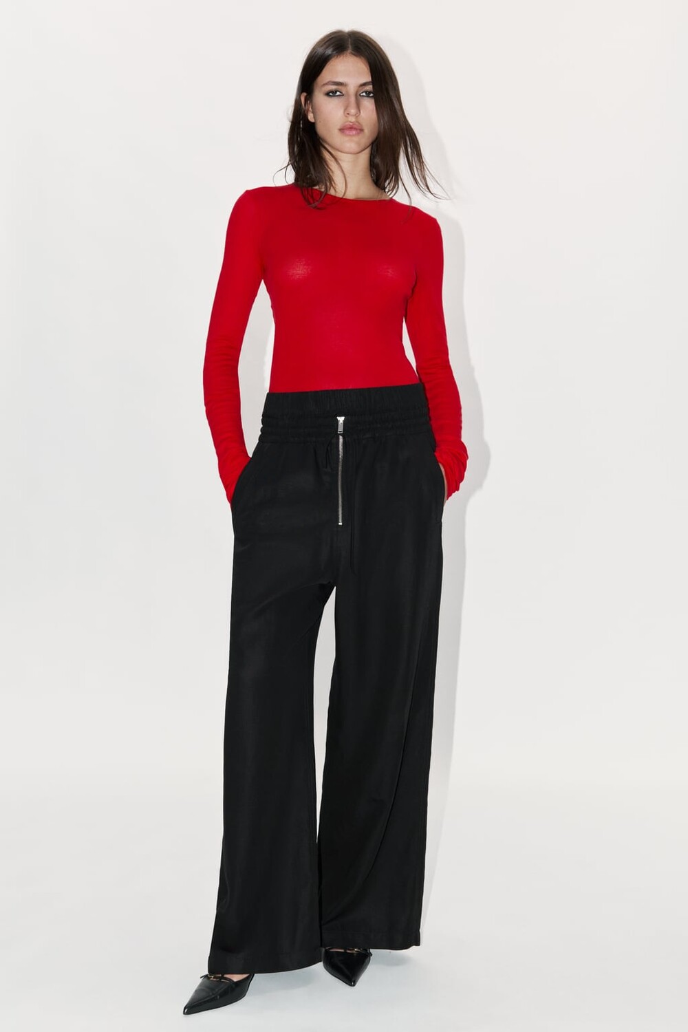 

Брюки с двойным поясом ZARA, черный