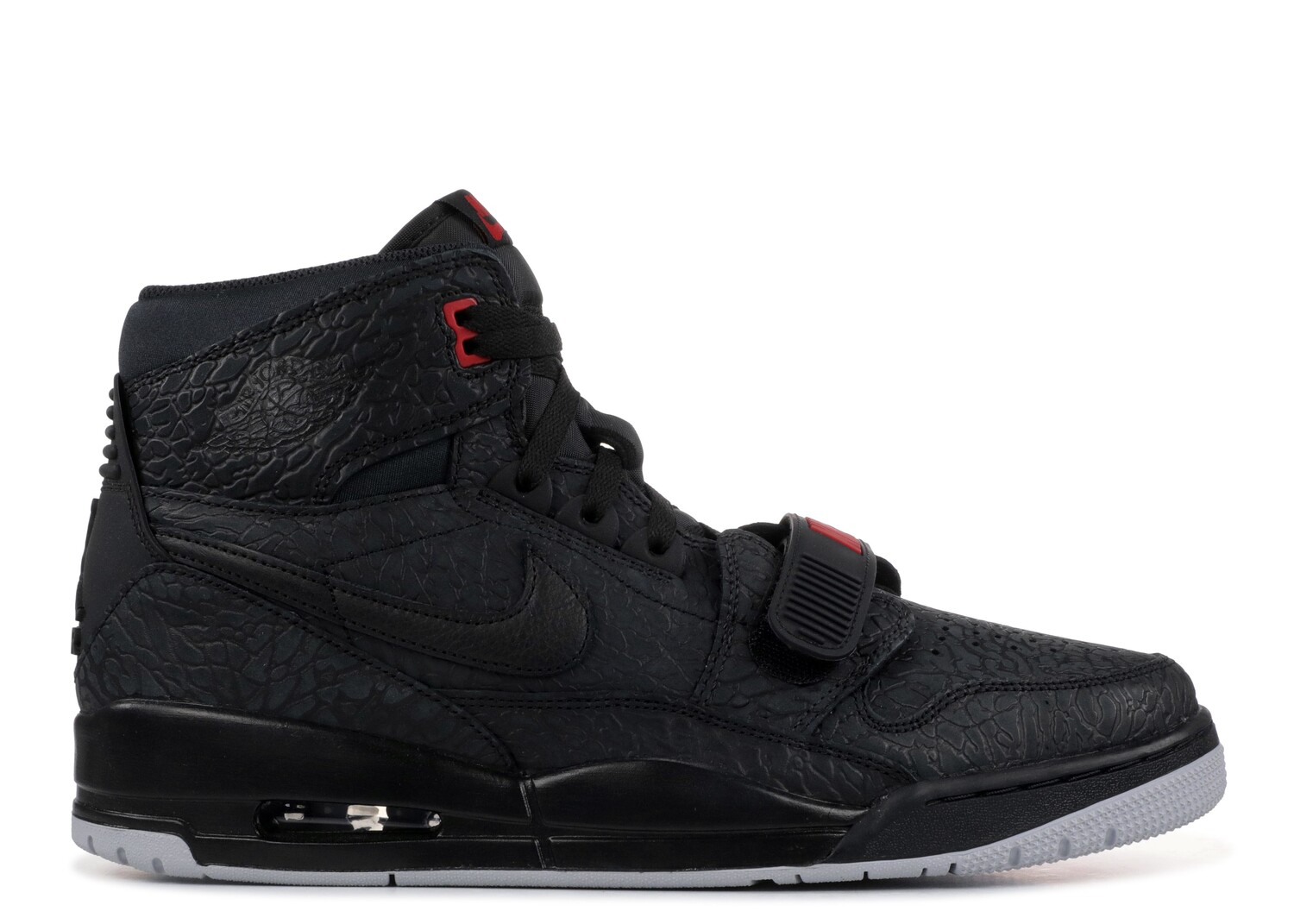 

Кроссовки Air Jordan Jordan Legacy 312 'Elephant Print', черный, Черный;белый