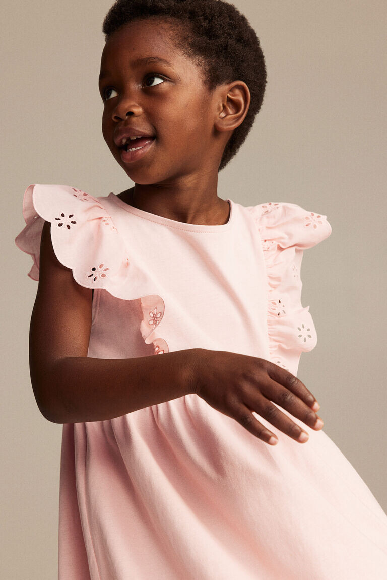 

Платье broderie anglaise с оборками H&M, розовый