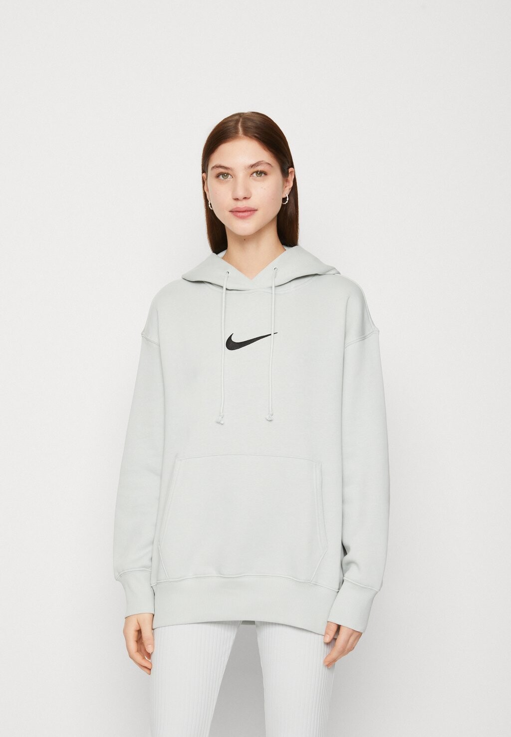 

Толстовка Nike