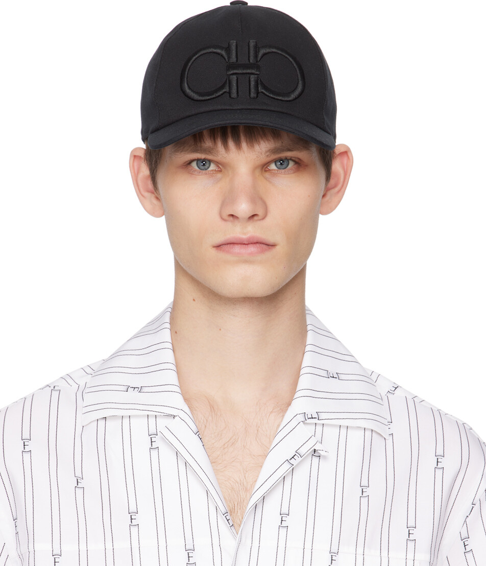 

Черная бейсболка Gancini Ferragamo