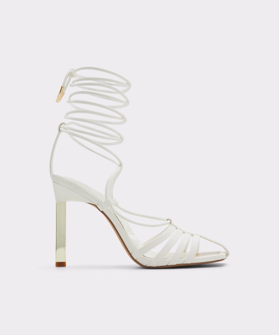 

Женские белые босоножки на каблуке с квадратным носком Aldo, белый