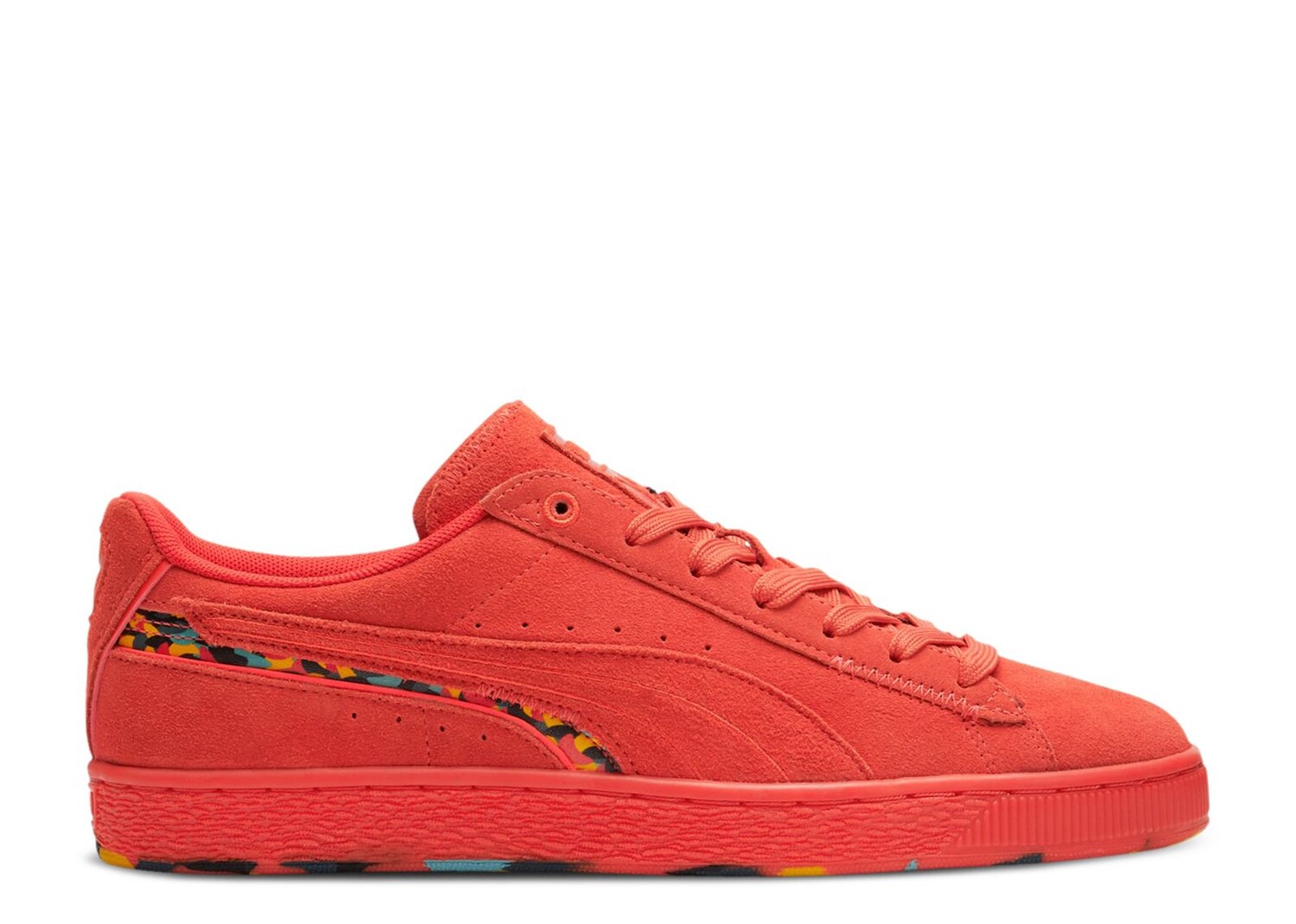 

Кроссовки Puma Suede 'Displaced - Cherry Tomato', красный