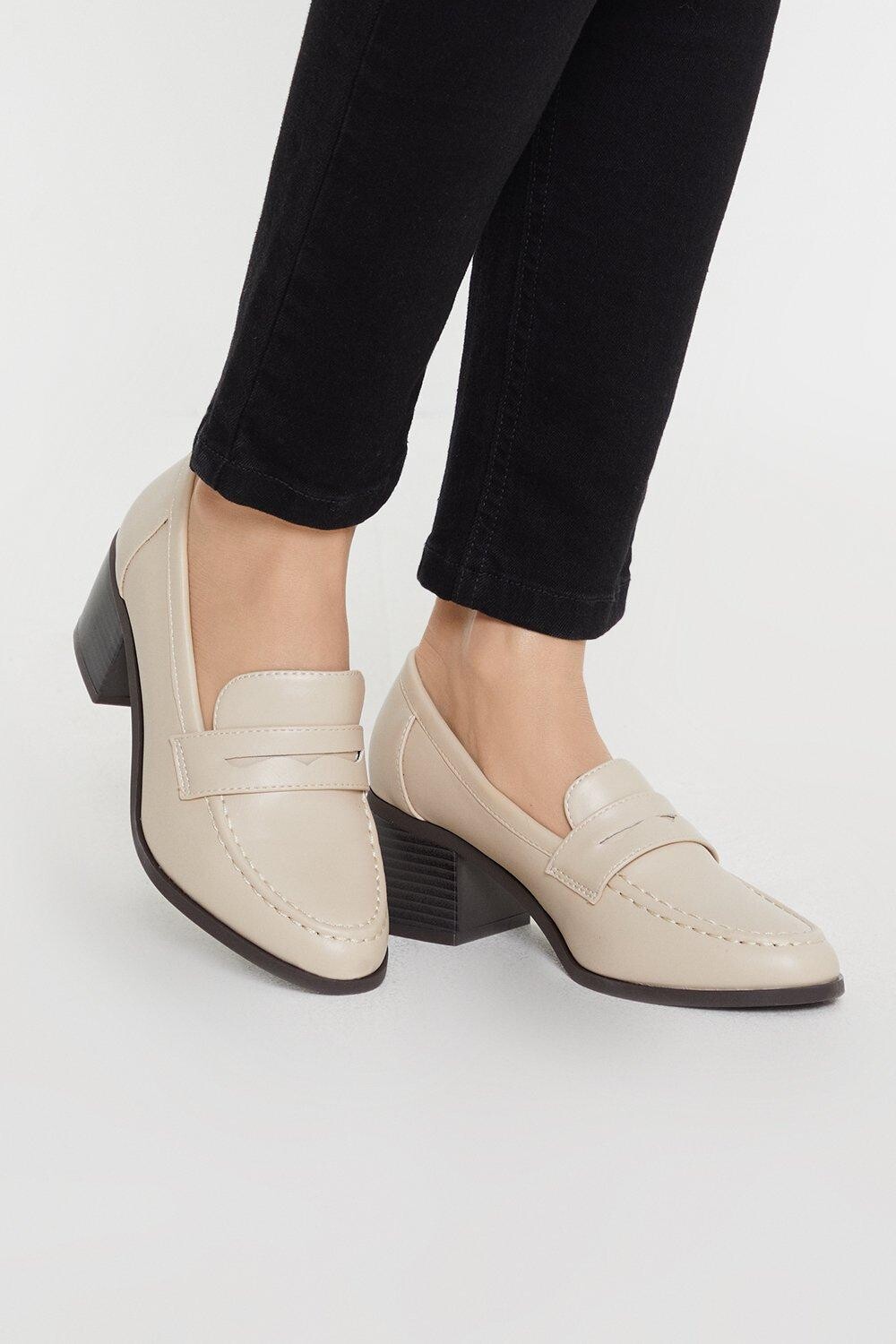 

Лоферы Лора на каблуке Dorothy Perkins, бежевый