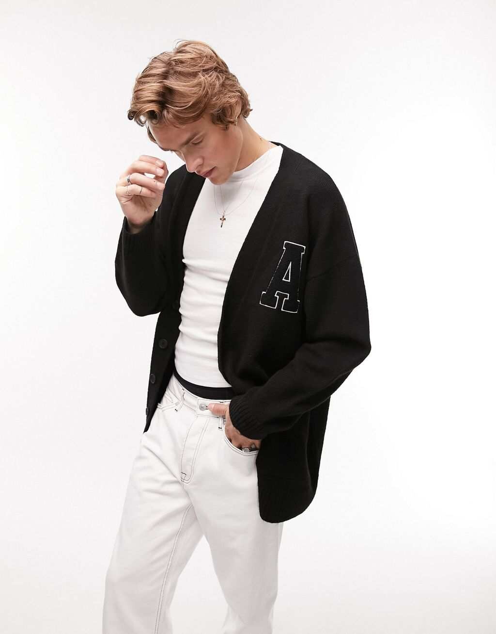 

Черный вязаный кардиган с университетской нашивкой Topman