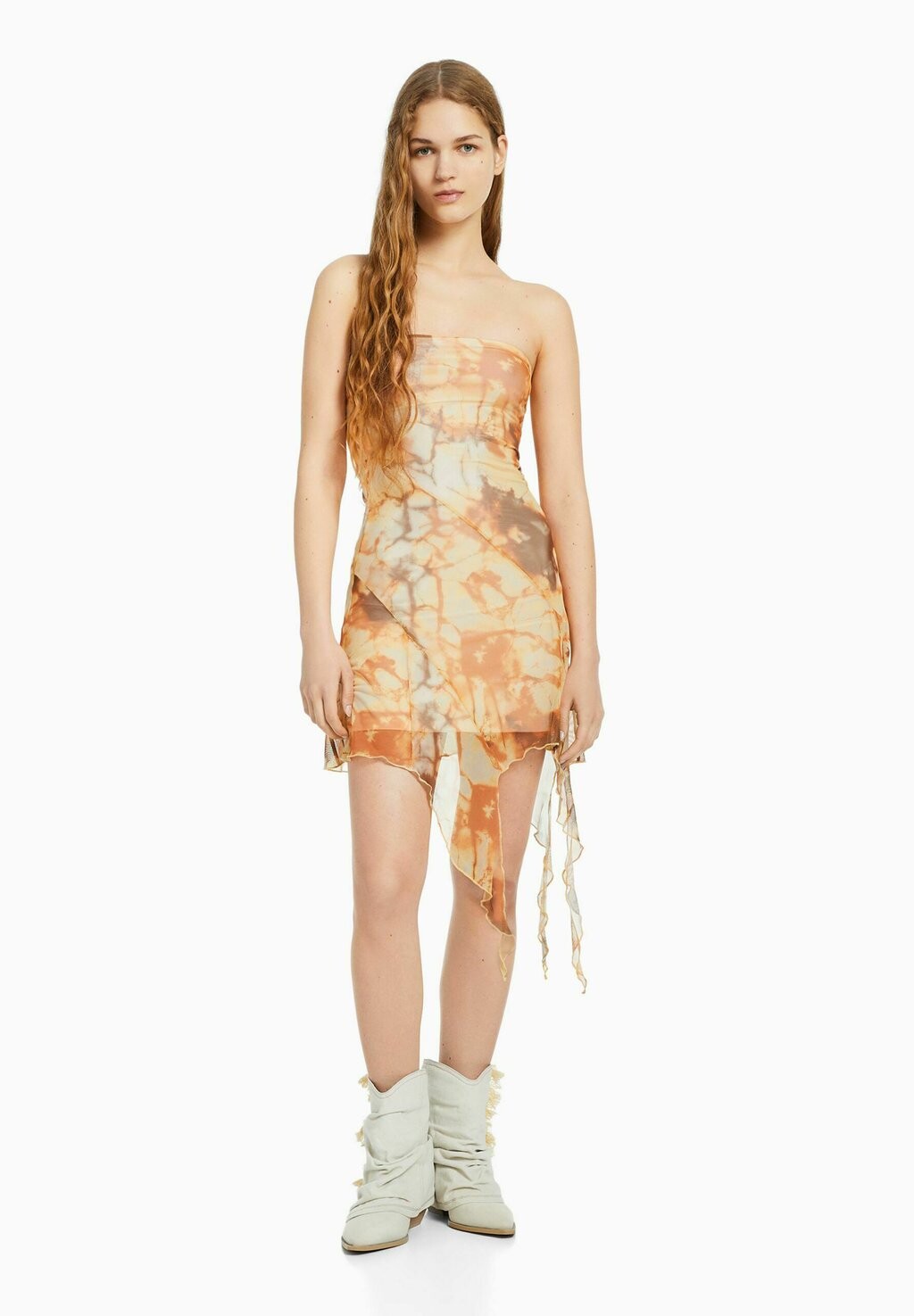 

Платье-футляр Bershka