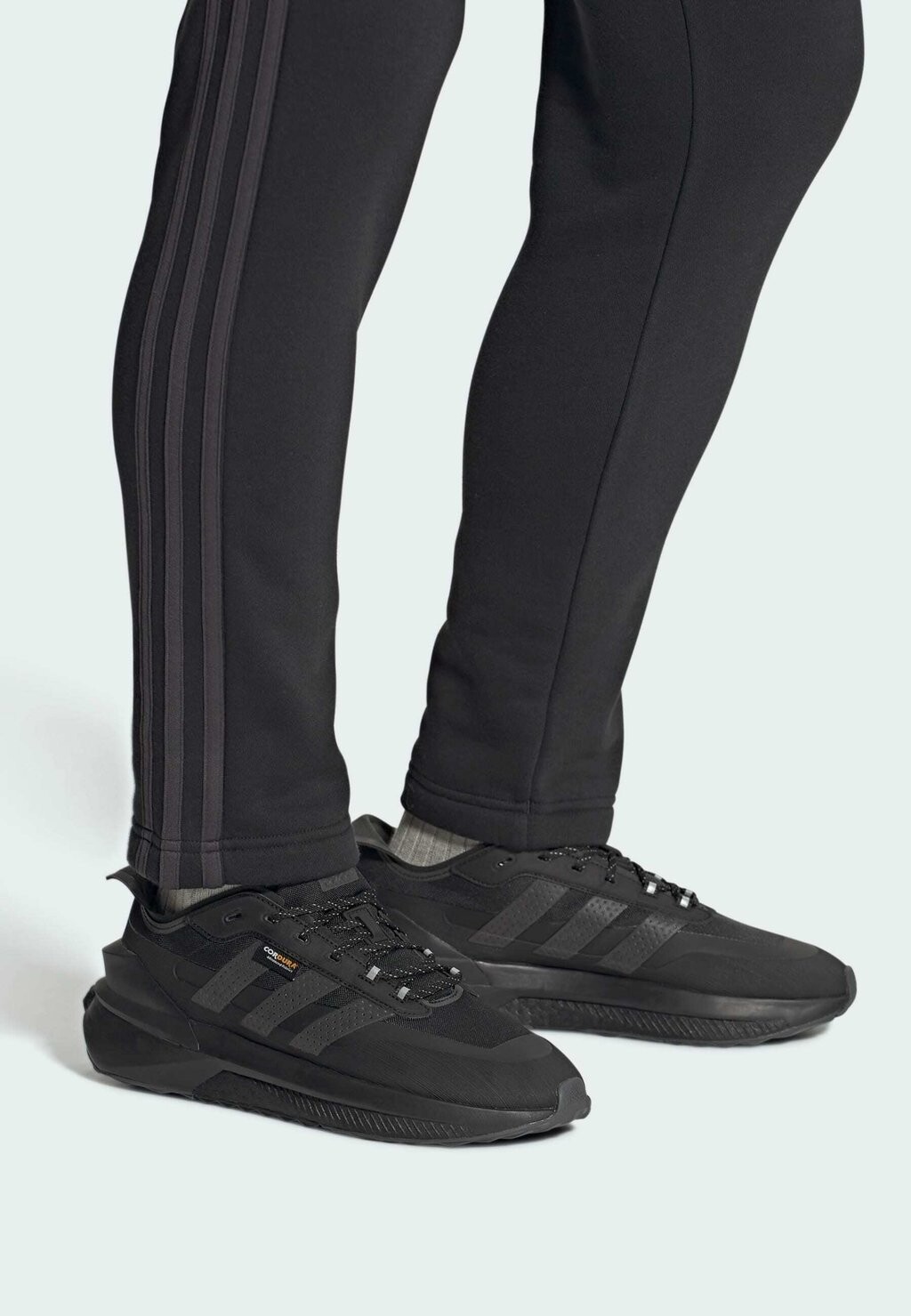 

Низкие кроссовки АВРИН adidas Sportswear, core black core black grey Six