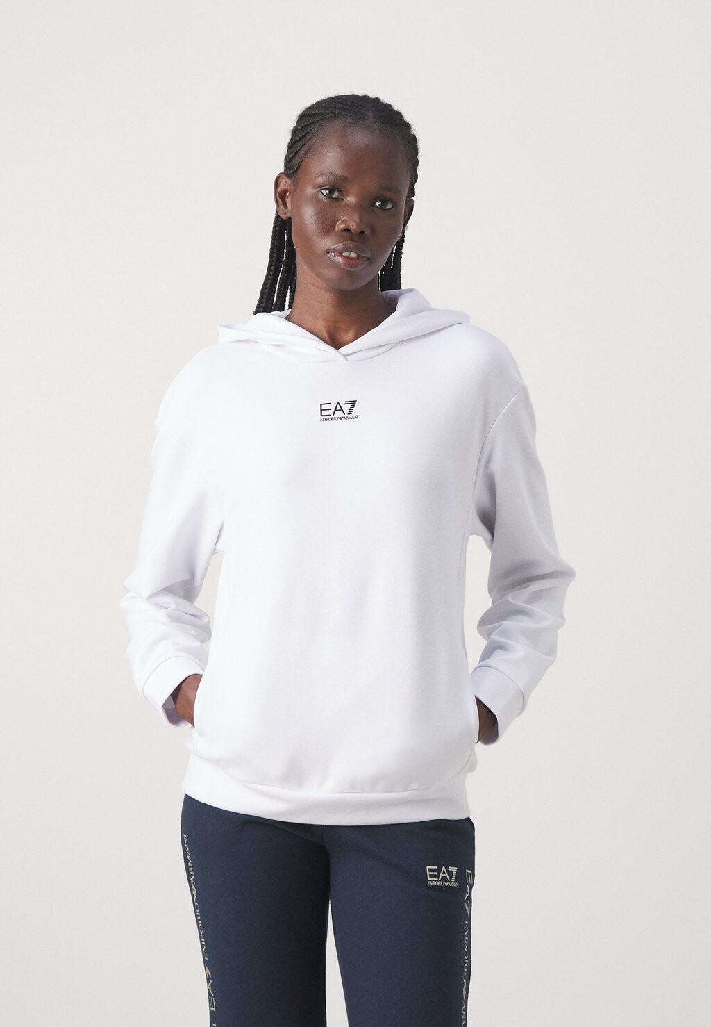 

Толстовка EA7 Emporio Armani, белый