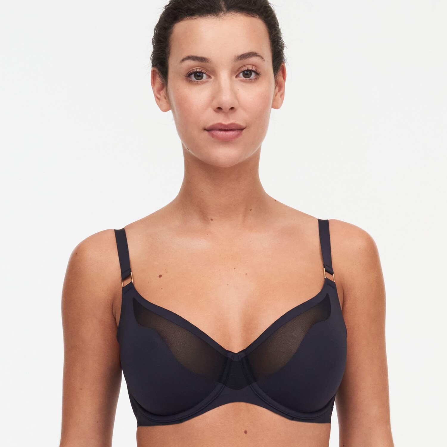 

Бюстгальтер на косточках Pure Light Chantelle, черный