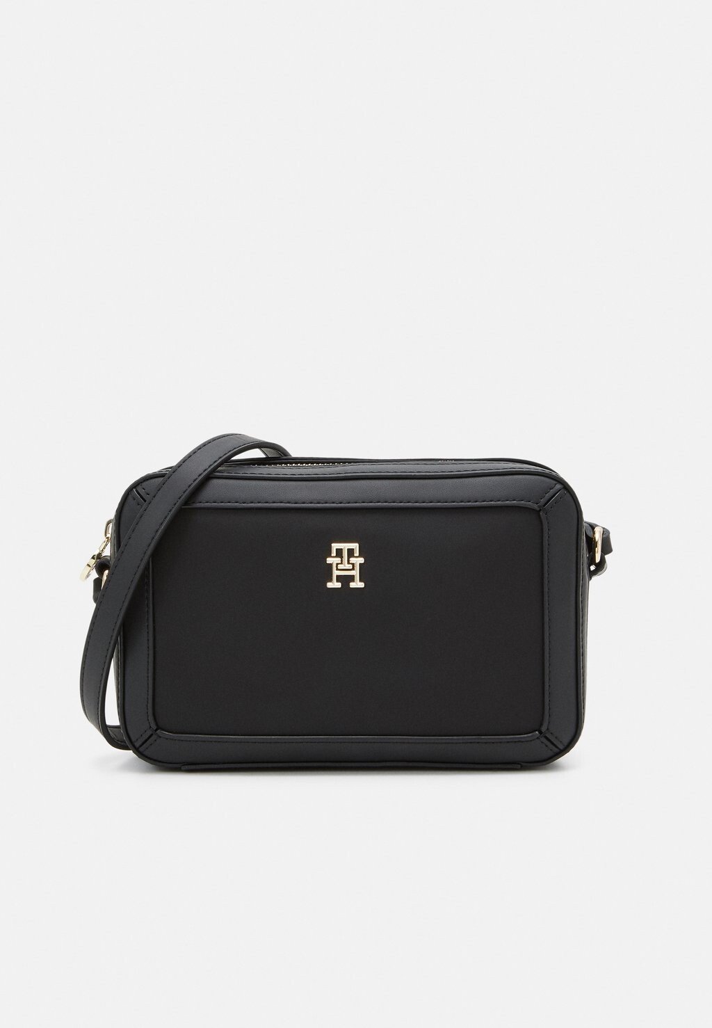 

Сумка Tommy Hilfiger ESSENTIAL CROSSOVER, черный