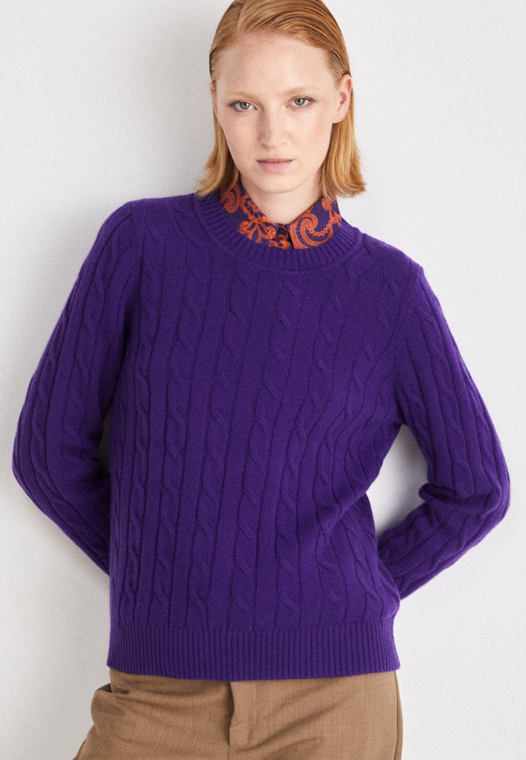 

Свитшот GANT CABLE C NECK, цвет lila