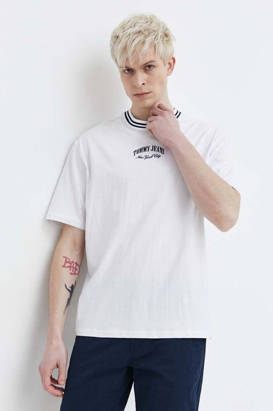 

Хлопковая футболка Tommy Jeans, белый