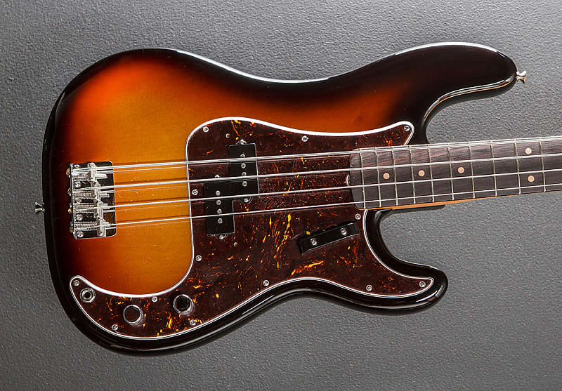 

Басс гитара Fender American Vintage II 1960 Precision Bass - 3 Color Sunburst