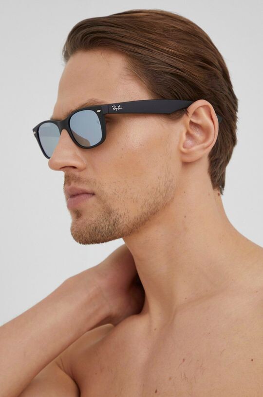 

НОВЫЕ очки WAYFARER Ray-Ban, черный