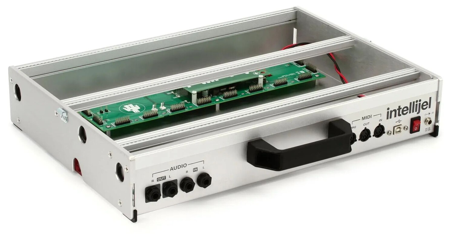 

Евростойкий корпус Intellijel CASE-7U-84HP с блоком питания