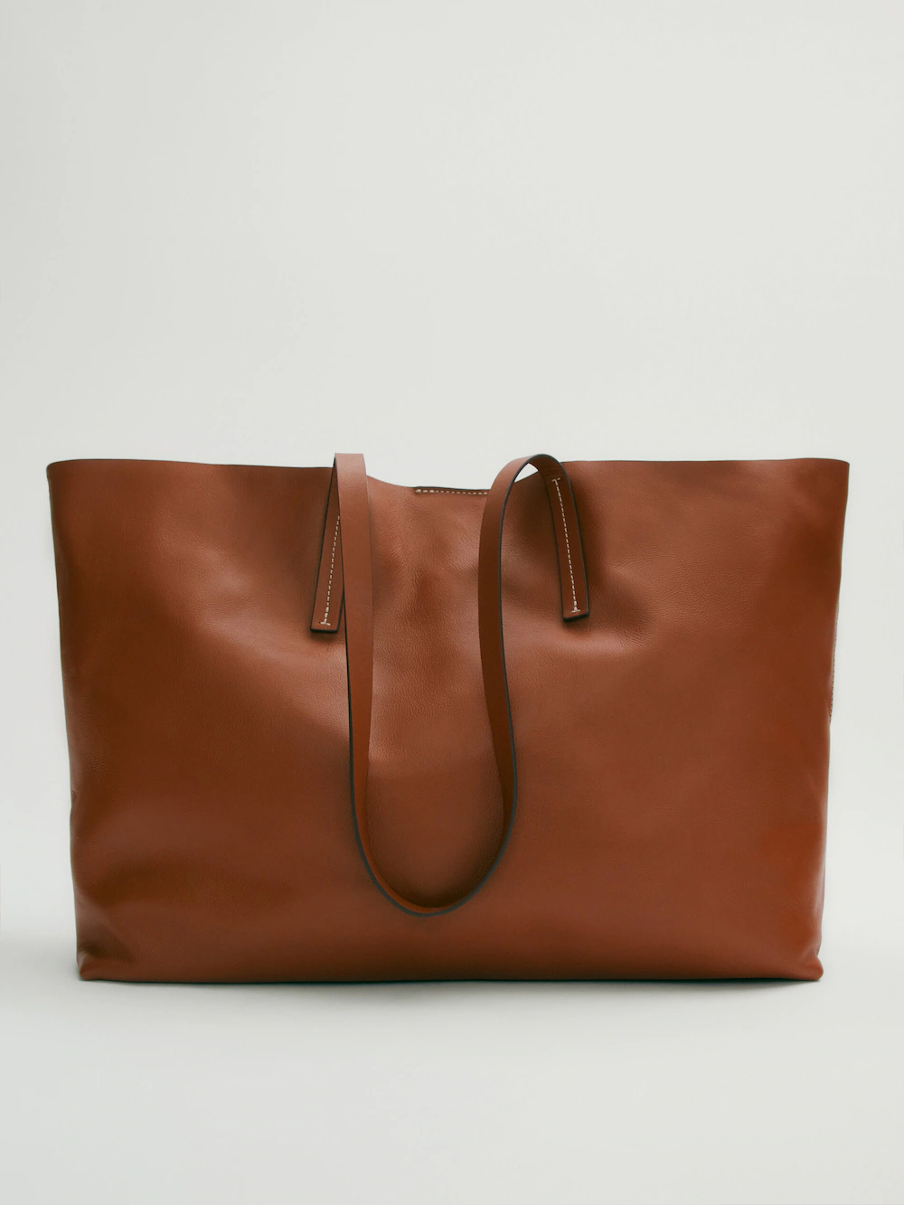 

Сумка из кожи наппа Massimo Dutti