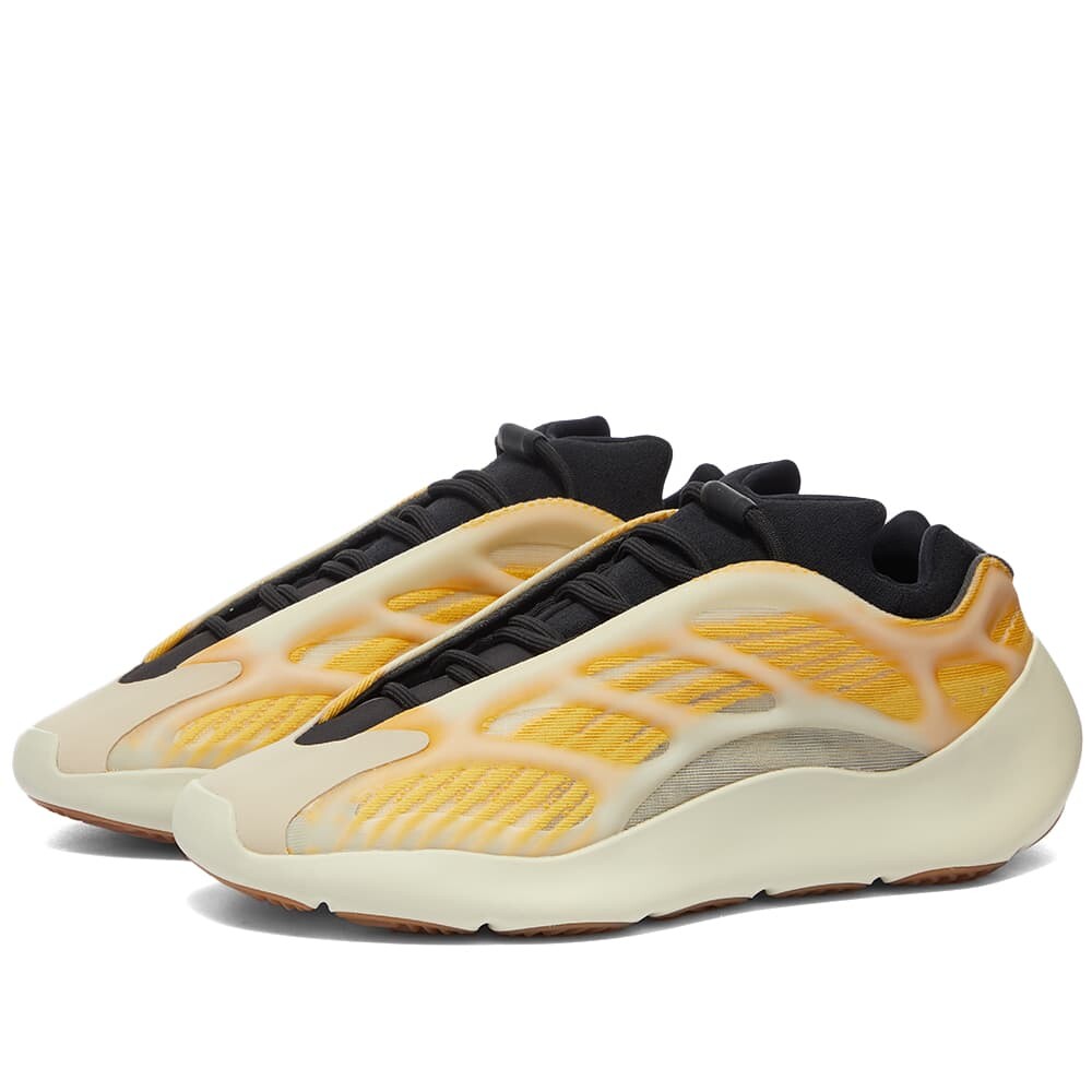 

Yeezy Кроссовки 700 V3