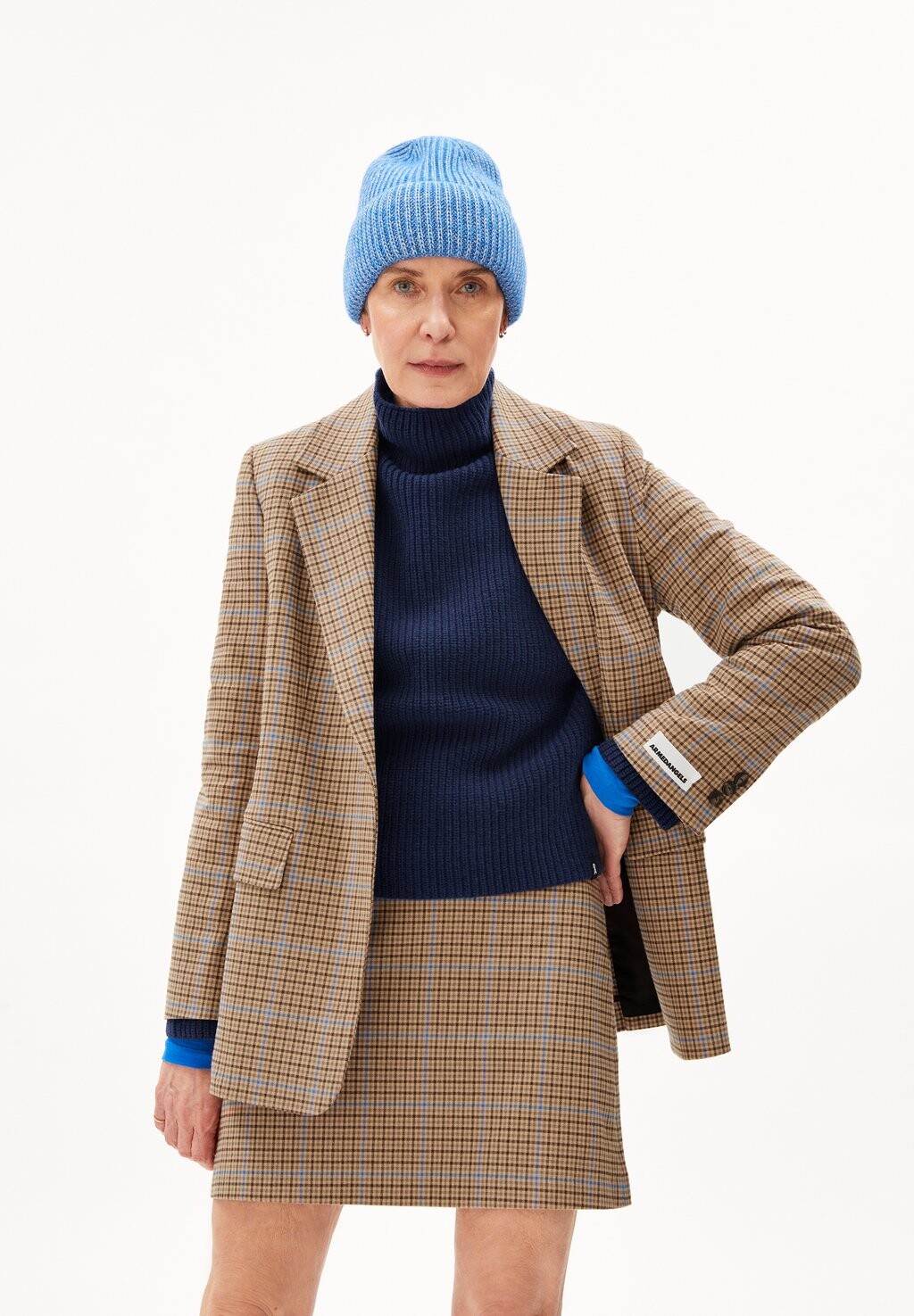 

Пальто MIKAALA PATTERN ARMEDANGELS, цвет dry bark