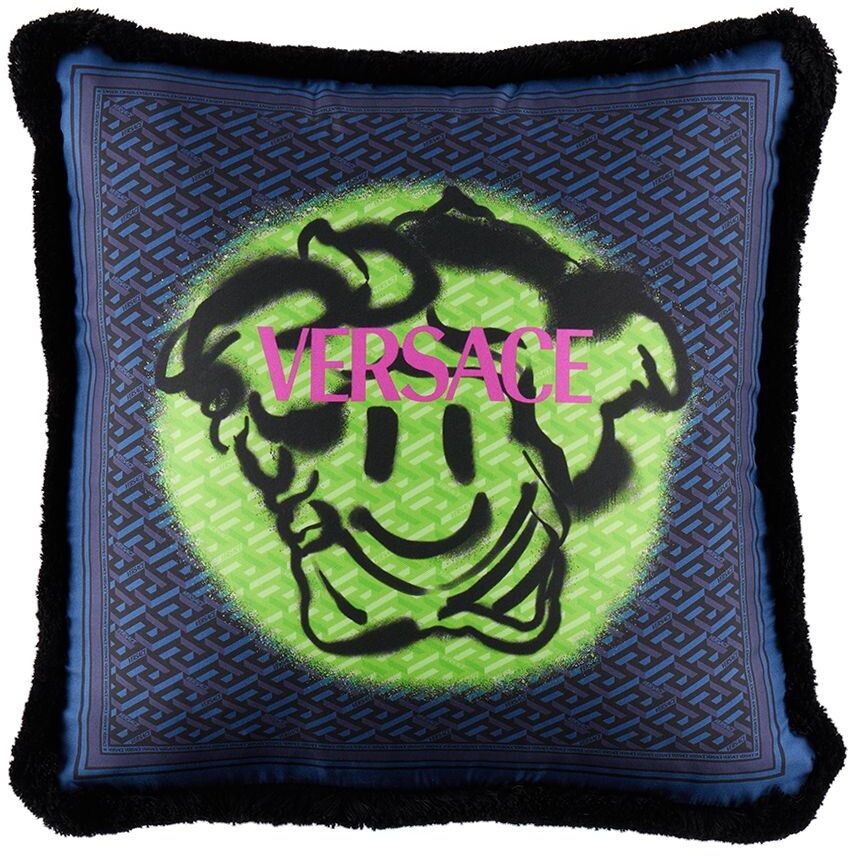 

Подушка Smile с монограммой темно-синего и коричневого цветов Versace