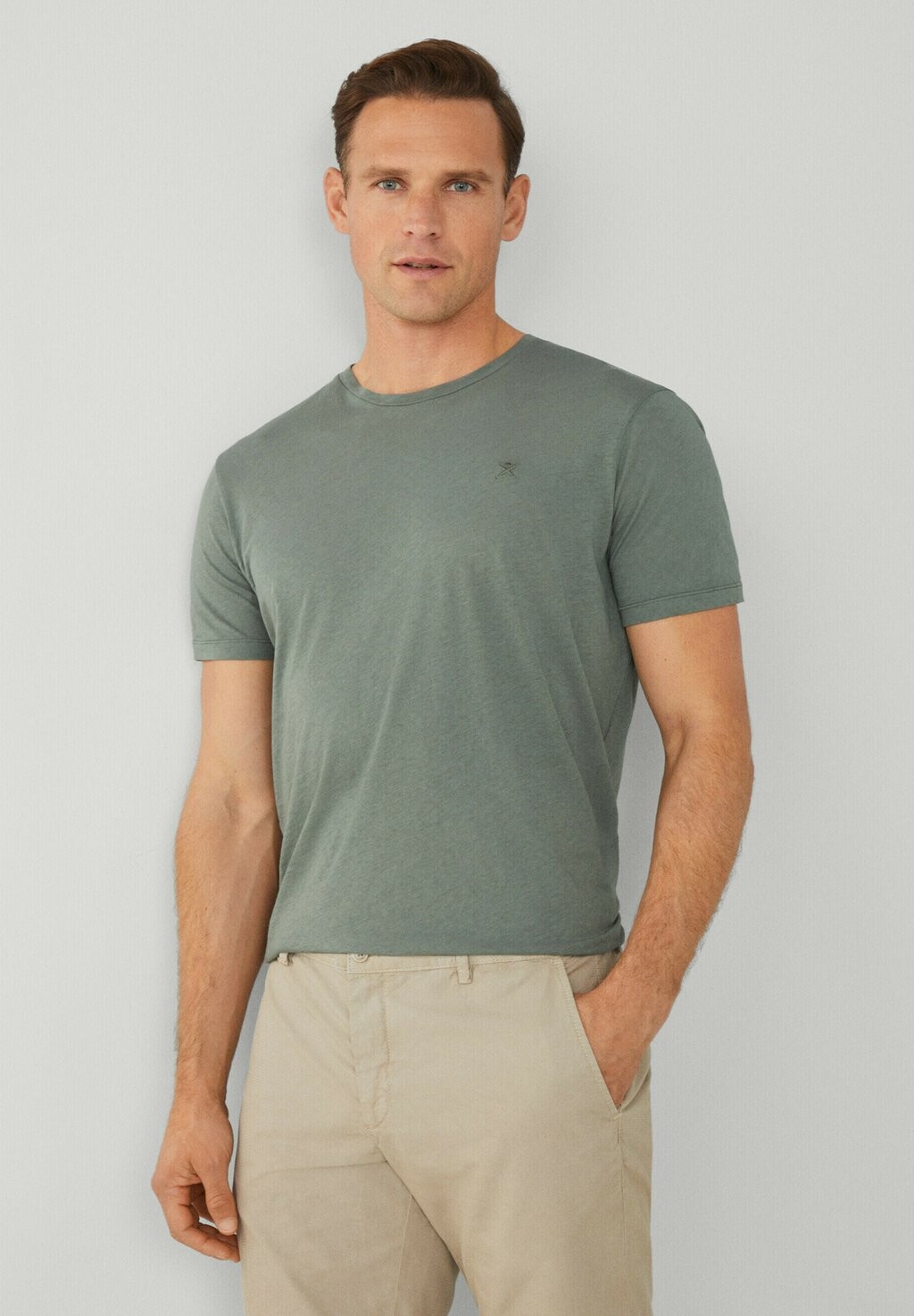 

Базовая футболка Hackett London, хаки