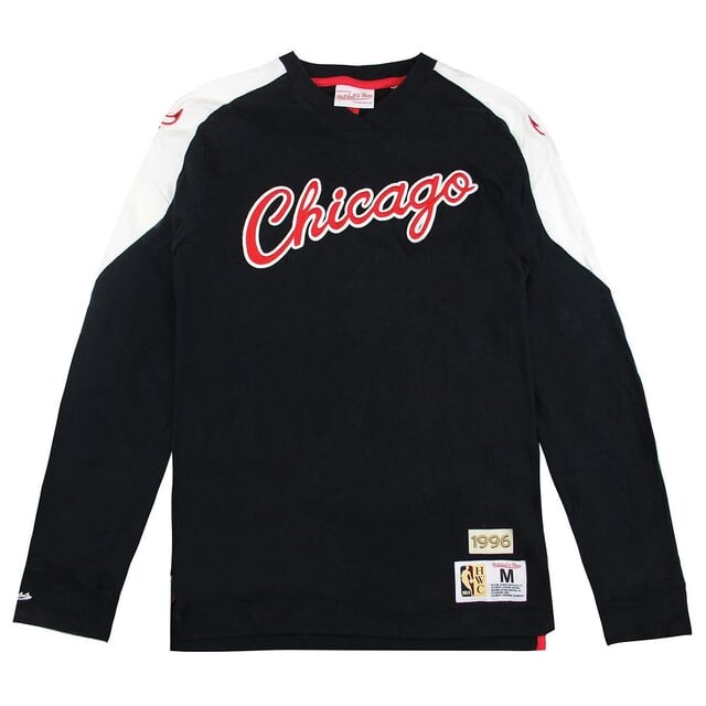 

Мужской черный свитер Mitchell & ness Chicago Bulls Mitchell And Ness, черный