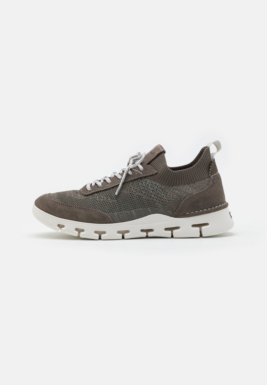 

Кроссовки Clarks, темно-серый
