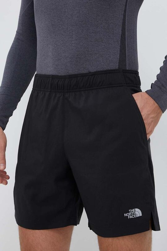 

Спортивные шорты The North Face, черный