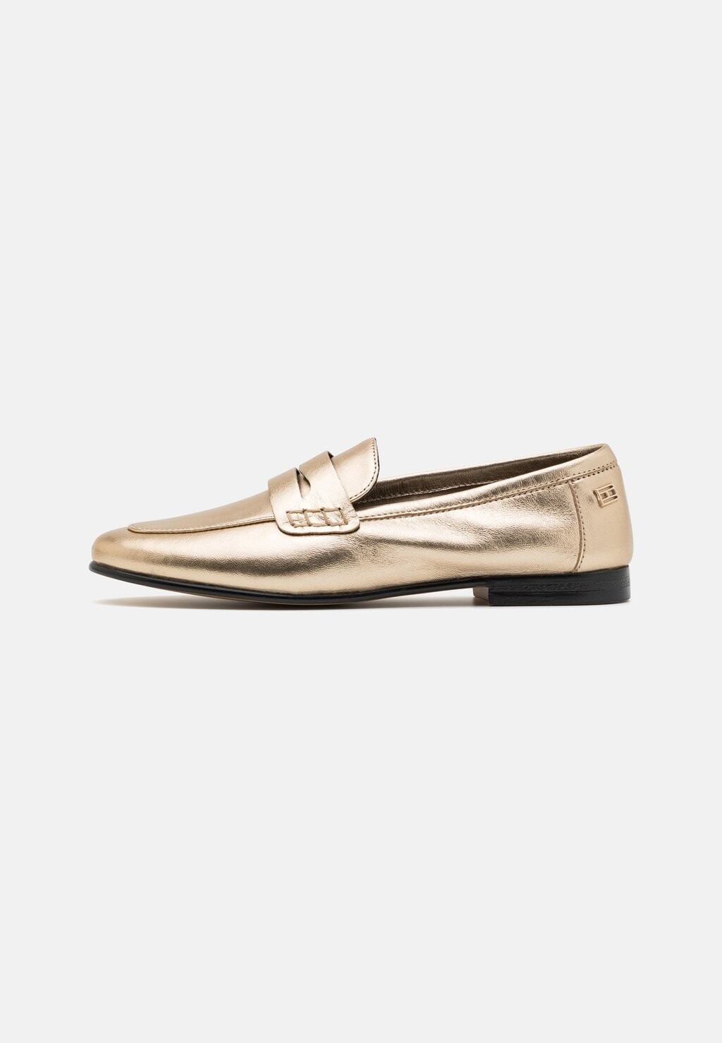 

Слипоны ESSENTIAL LOAFER Tommy Hilfiger, золотой