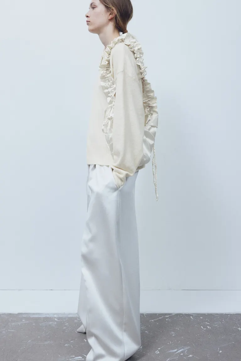 

Свитер с воротником из бисера H&M, бежевый