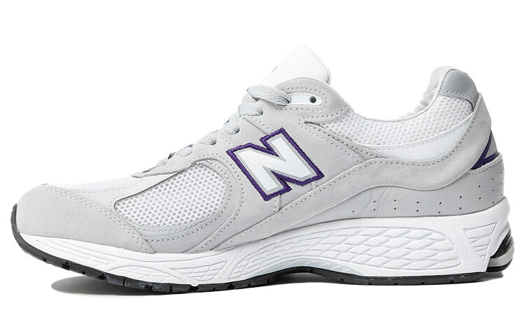 

Кроссовки унисекс Beauty & Youth x New Balance 2002R, светло-серый