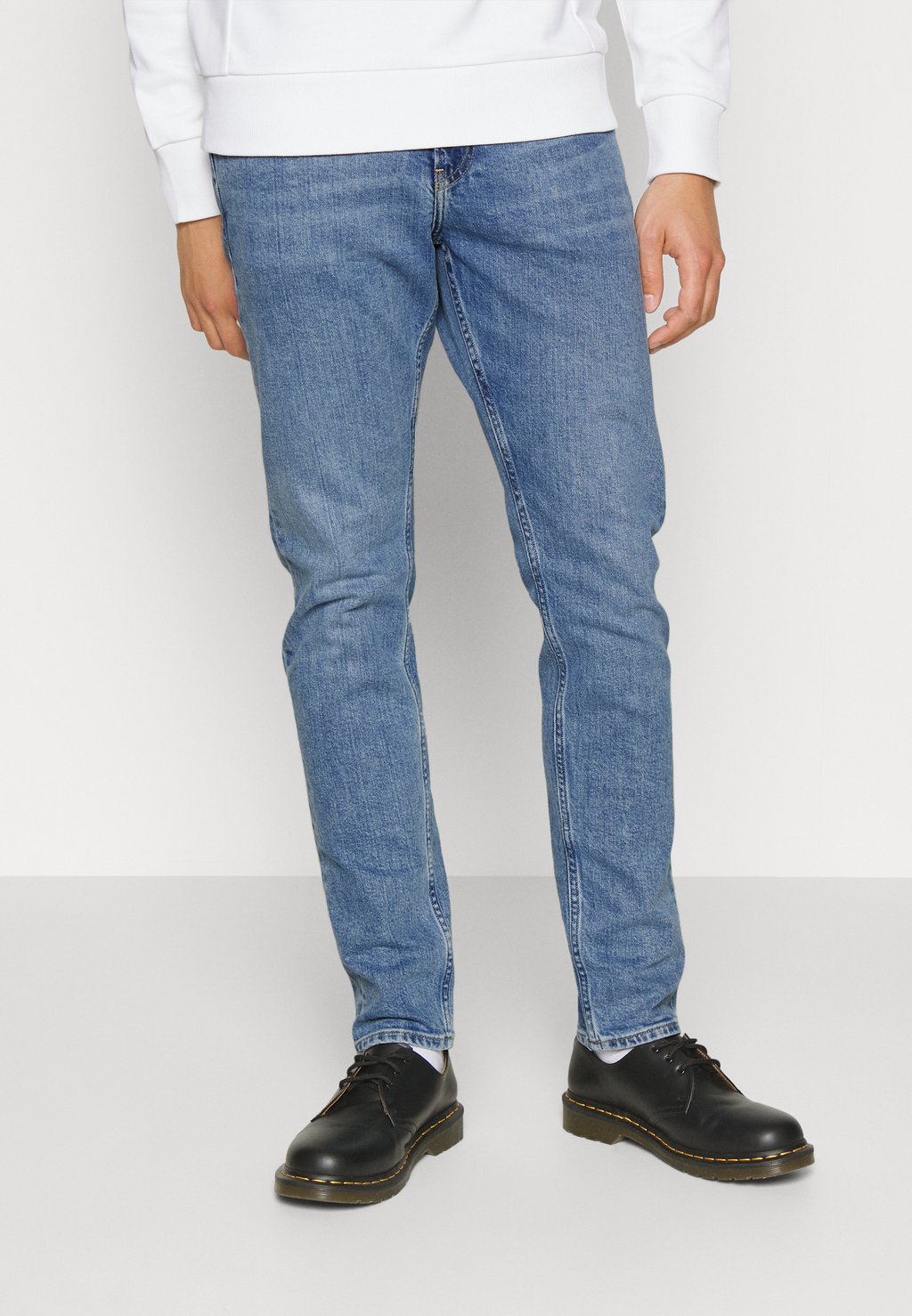 

Джинсы Slim fit Calvin Klein Jeans