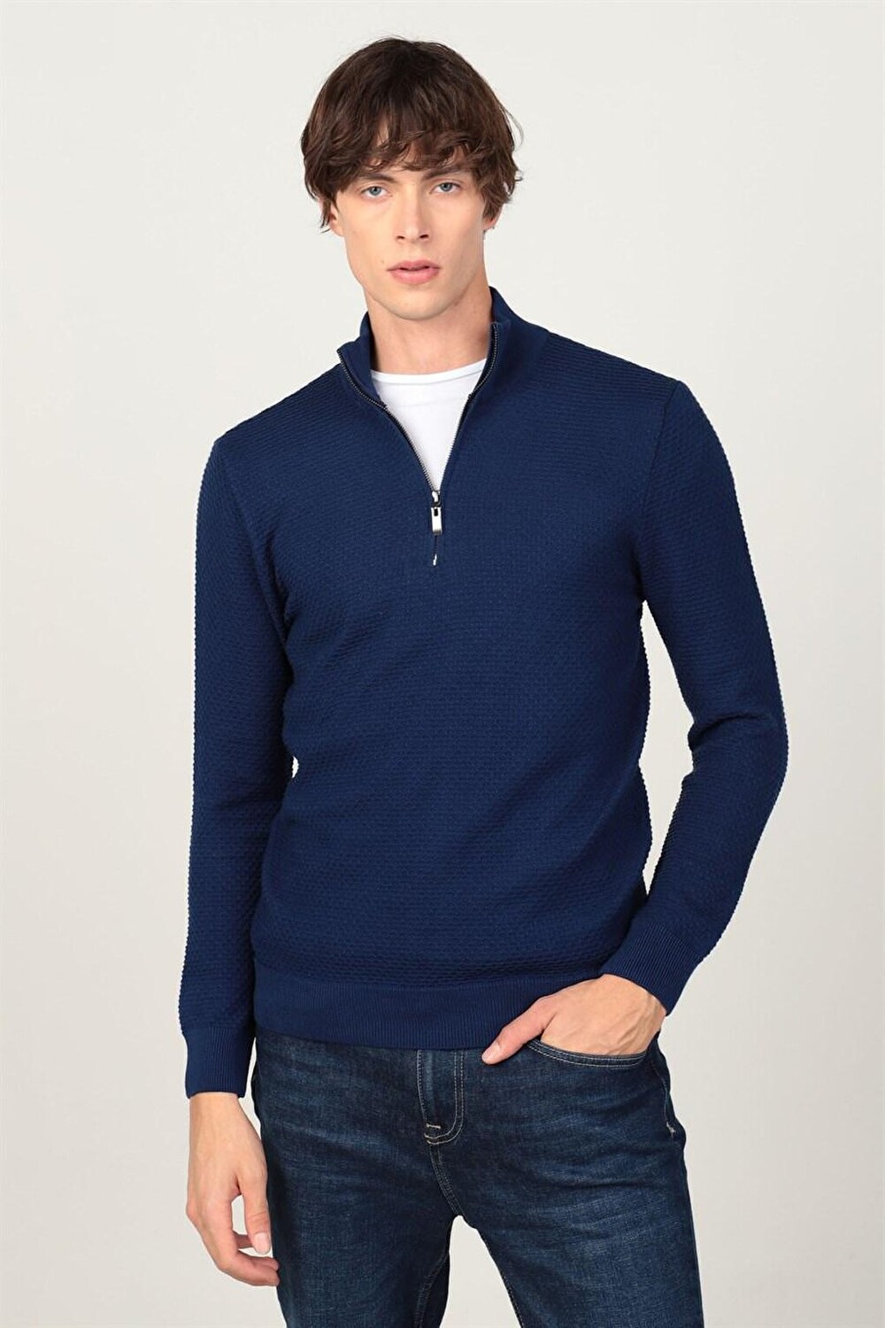 

Мужской синий свитер Slim Fit с высоким воротником и молнией TUDORS