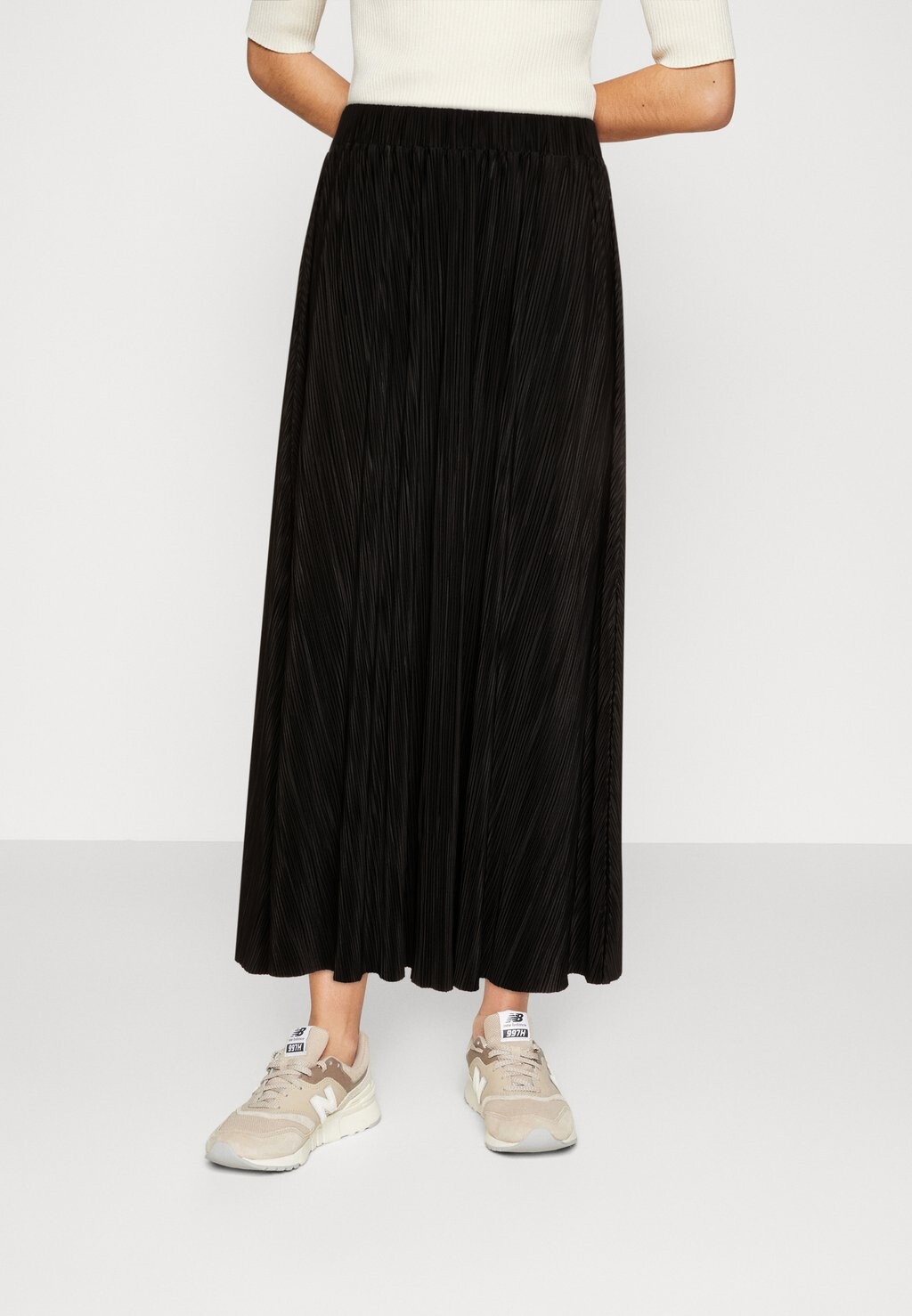 

Юбка длинная SLFSIMSA MIDI SKIRT Selected Femme, черный