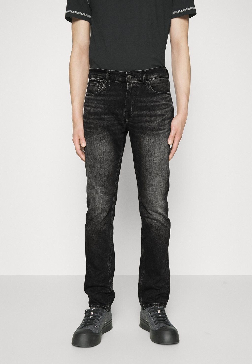 

Джинсы Slim fit 7 for all mankind