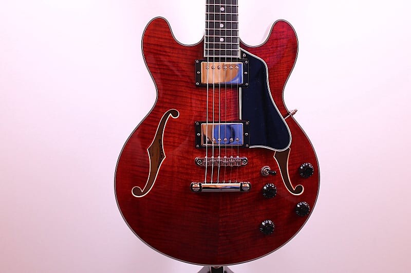 

Электрогитара Eastman T484 P2201860