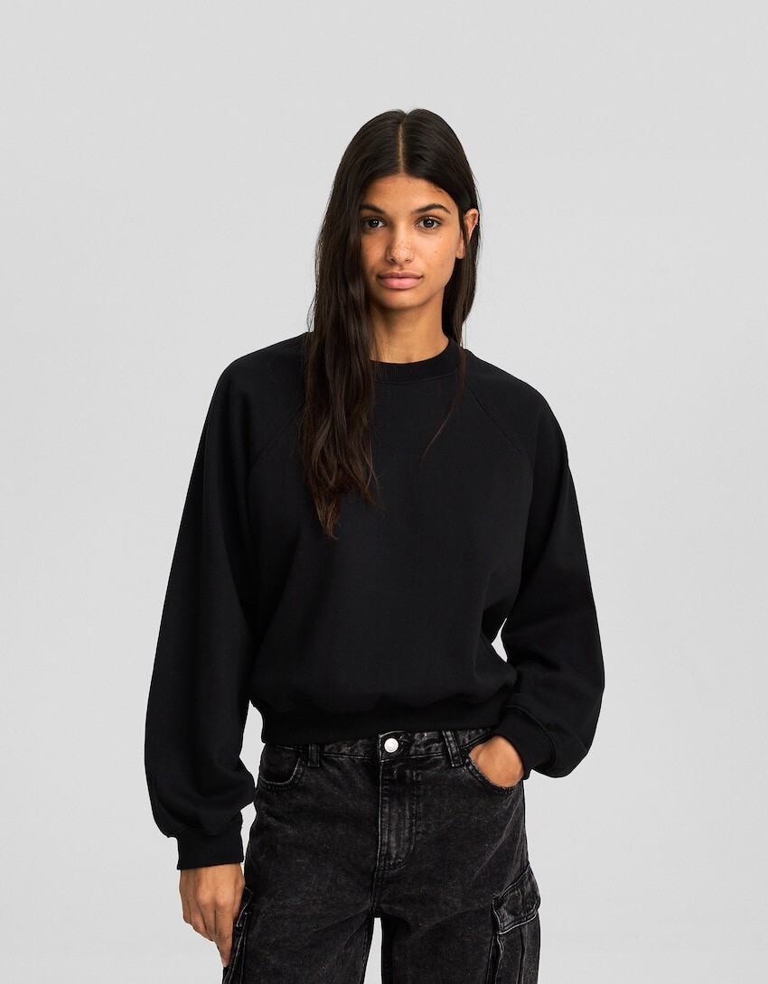 

Толстовка с рукавами реглан Bershka, черный