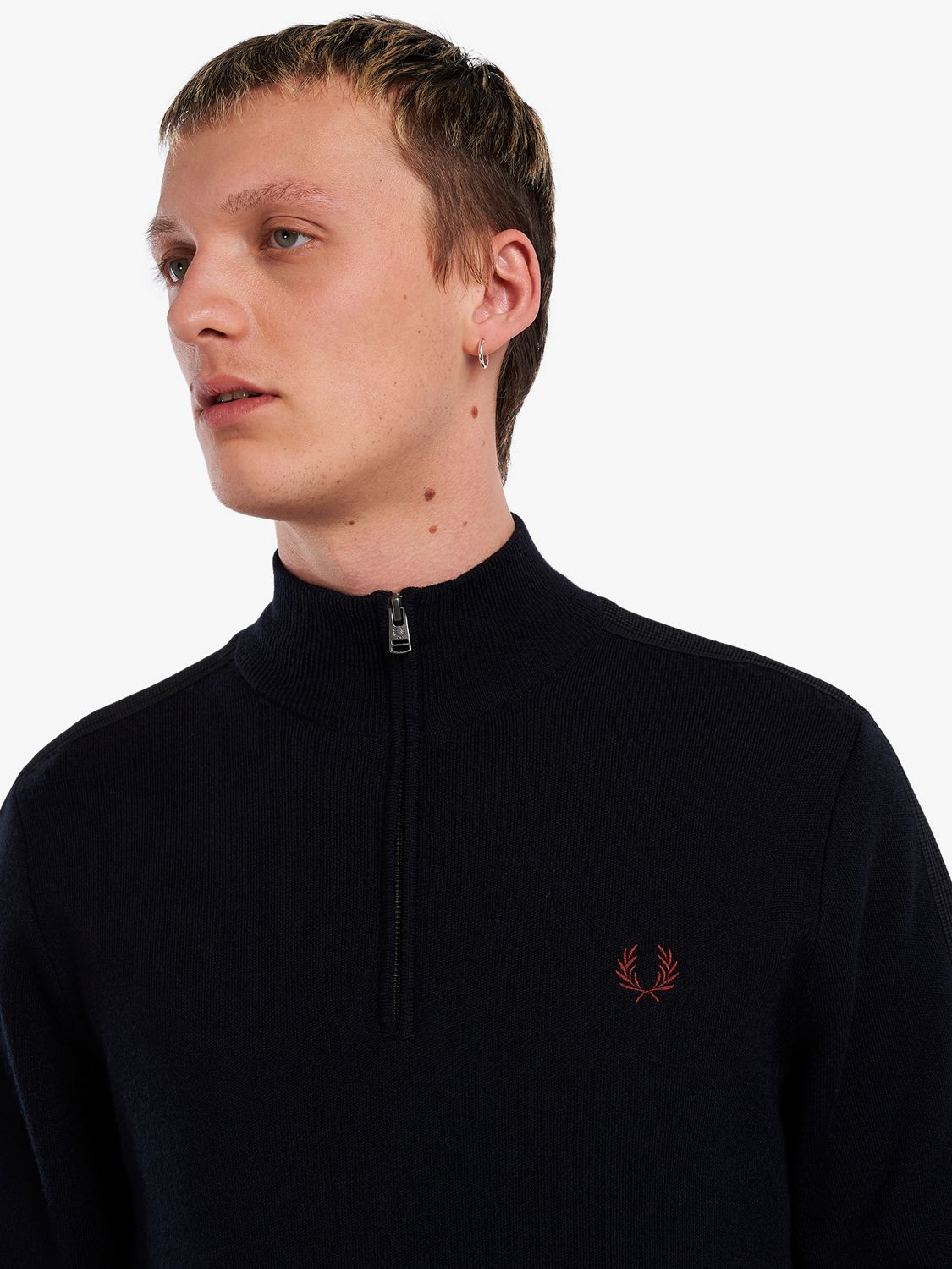 

Джемпер на молнии с полосками Fred Perry, темно-синий