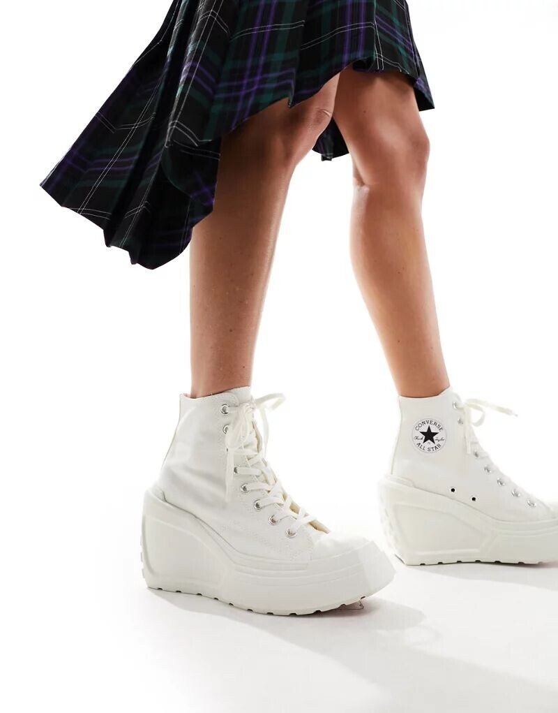 

Белые кроссовки на танкетке Converse Chuck 70 De Luxe